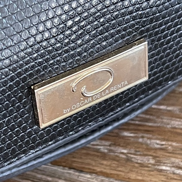 By OSCAR DE LA RENTA Sunglasses - Picture 5 of 5